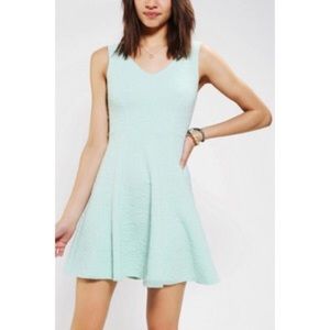 Urban Outfitters Pins & Needles dress M lace mesh accents zipper back